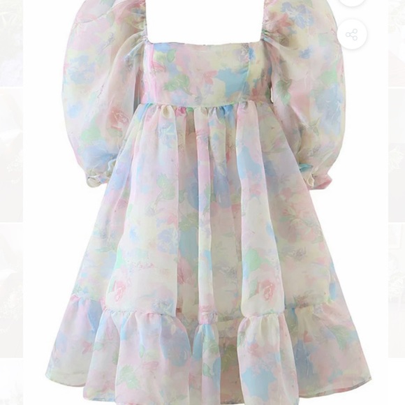 Goodnight Macaroon Koey floral dress - Picture 1 of 5